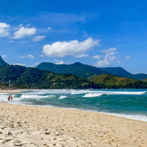 Pousadas pé na areia em Maresias